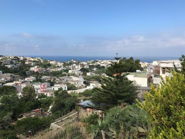 Appartamento in vendita a Forio, Campania