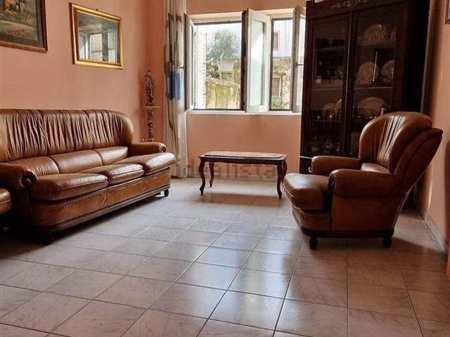 Appartamento in vendita a Solofra, Campania