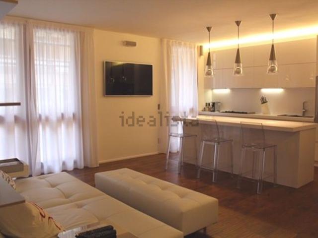 Appartamento in vendita a Colle di Santa Maria, Palazzo Del Pero