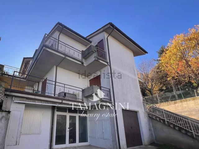 Appartamento in vendita a Sarteano, Toscana