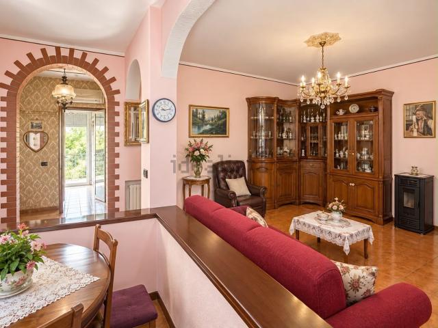 Appartamento in vendita a Casalgrande Alto, Casalgrande