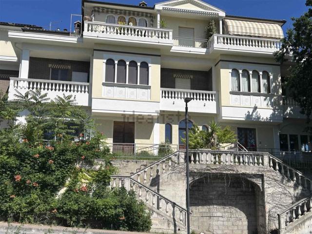 Appartamento in vendita a Marche, Ancona