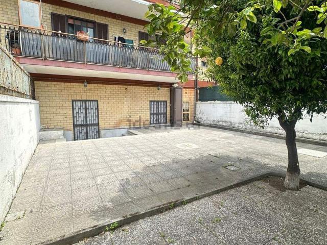 Appartamento in vendita a Scatozza, Castel Volturno