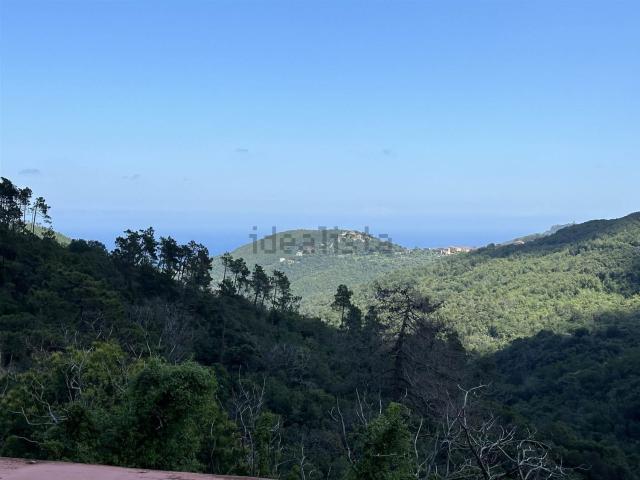Appartamento in vendita a Vezzi Portio, Liguria