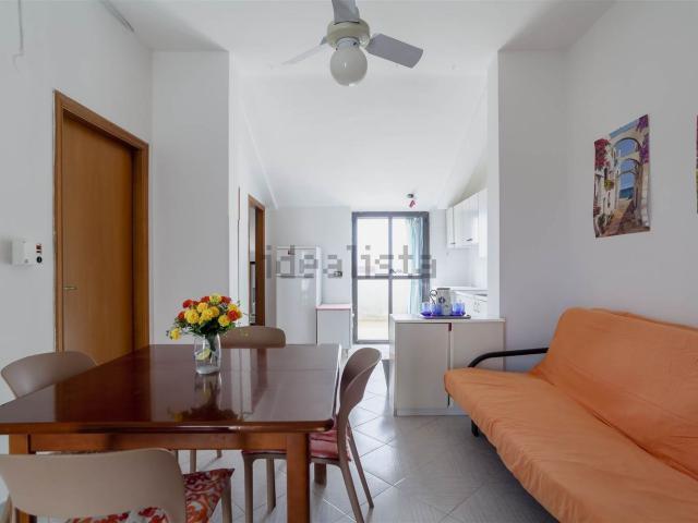 Appartamento in vendita a Marina di Roseto Capo Spulico, Roseto Capo Spulico