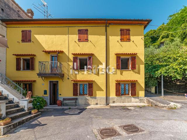 Appartamento in vendita a Pistoia, Toscana