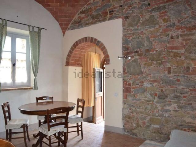 Appartamento in vendita a Lucignano, Toscana