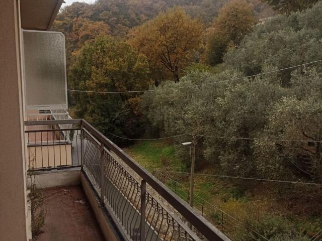 Appartamento in vendita a Media Val Bisagno, Serra Riccò