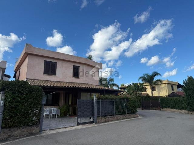 Appartamento in vendita a Campofelice di Roccella, Palermo