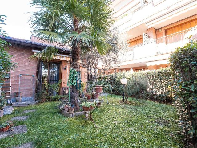 Appartamento in vendita a Robbiano, Giussano