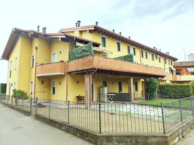 Appartamento in vendita a Leno, Lombardia