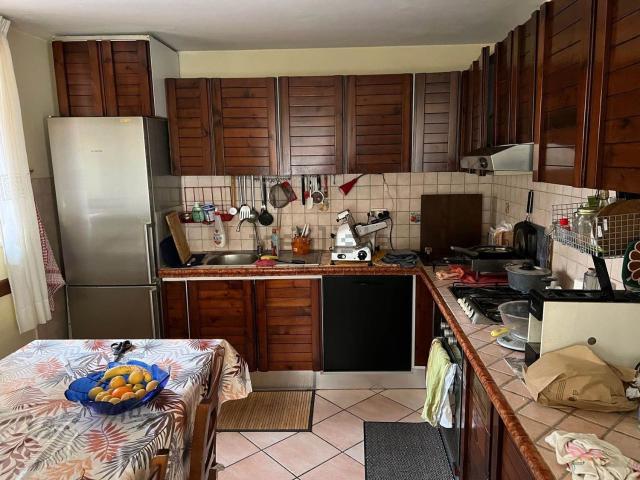 Appartamento in vendita a Offagna, Ancona