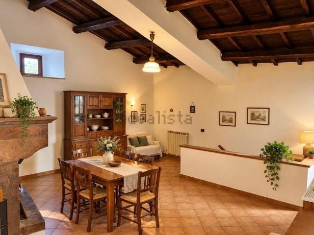 Appartamento in vendita a Vallo di Nera, Perugia