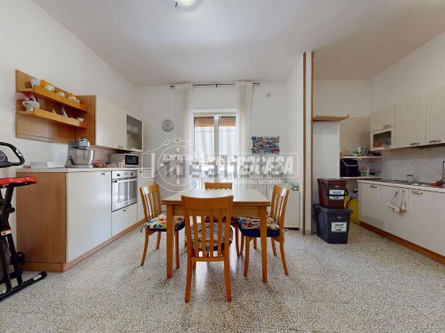 Appartamento in vendita a Puglia, Bari