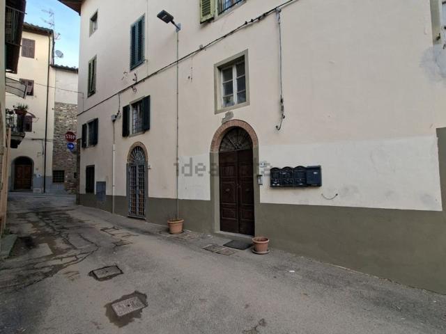 Appartamento in vendita a Bucine, Toscana