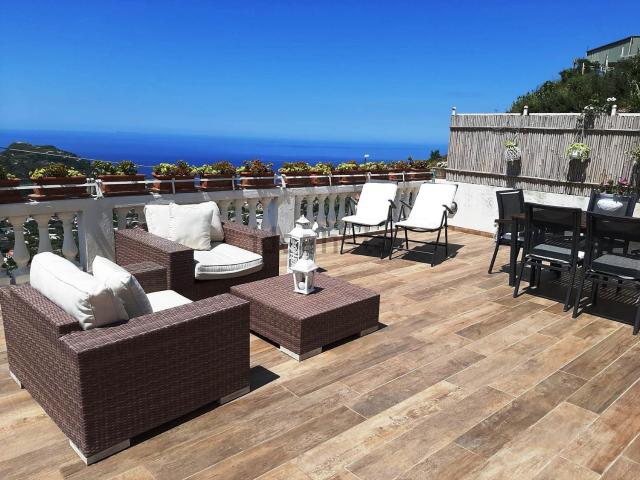 Appartamento in vendita a Ischia, Campania