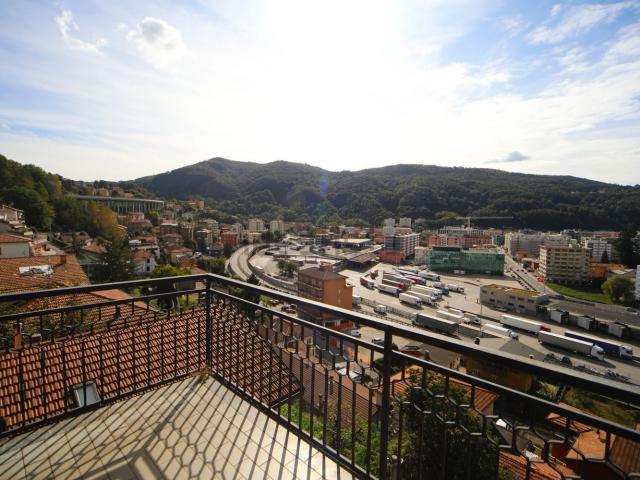 Appartamento in vendita a Como