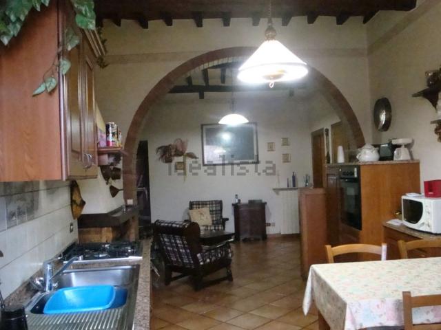 Appartamento in vendita a Volterra, Pisa