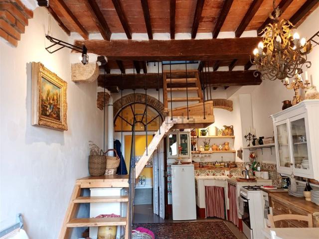 Appartamento in vendita a Cetona, Toscana