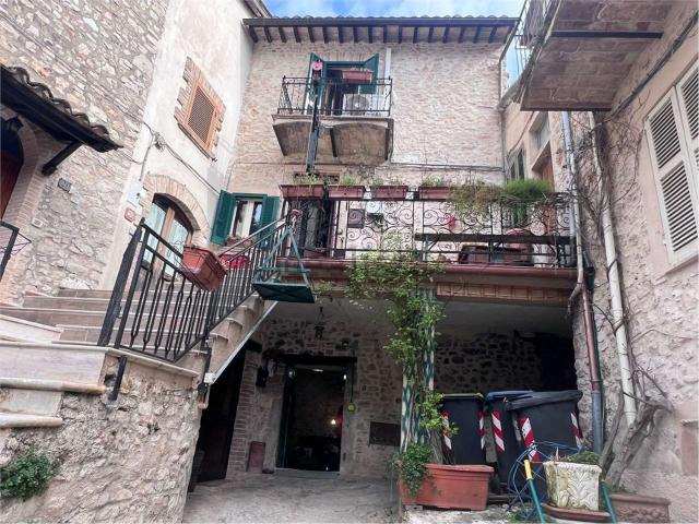 Appartamento in vendita a Arrone, Umbria