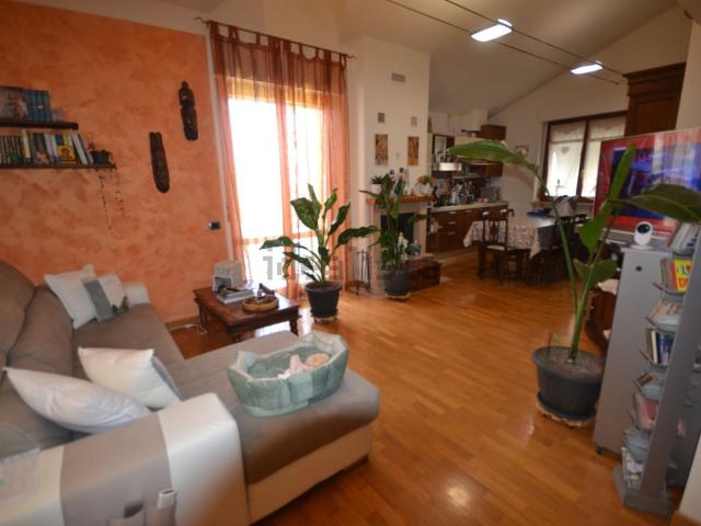 Appartamento in vendita a Marche, Macerata
