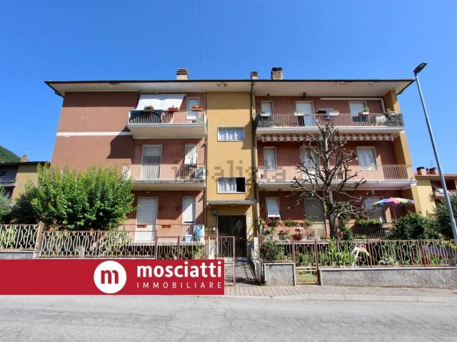 Appartamento in vendita a Esanatoglia, Macerata