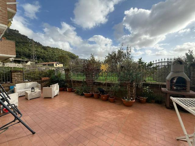 Appartamento in vendita a Montoro, Campania