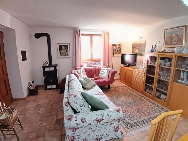 Appartamento in vendita a Almazzago, Commezzadura
