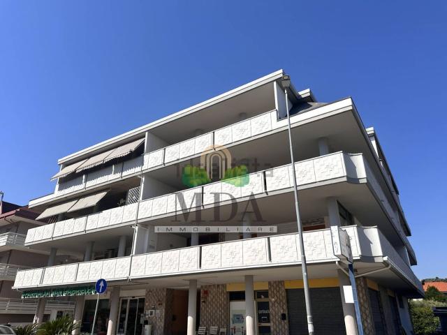 Appartamento in vendita a Martinsicuro, Teramo