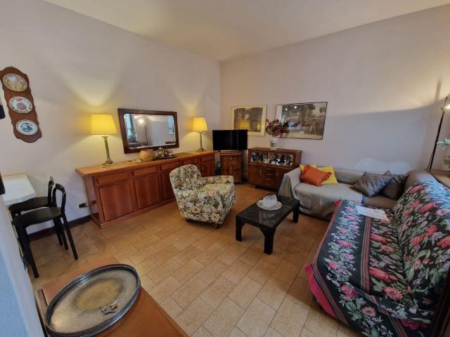 Appartamento in vendita a Lainate, Milano