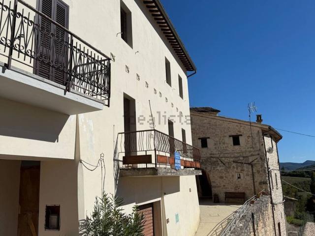 Appartamento in vendita a Sellano, Umbria