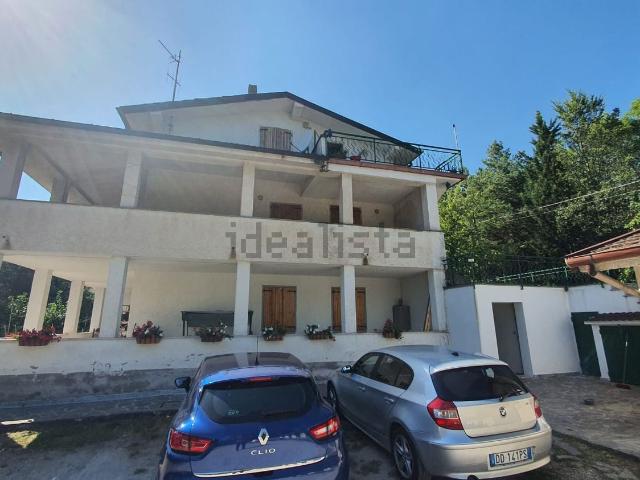 Appartamento in vendita a Unione dell'Appennino Bolognese, Gaggio Montano