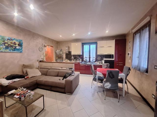 Appartamento in vendita a Ceranesi, Liguria