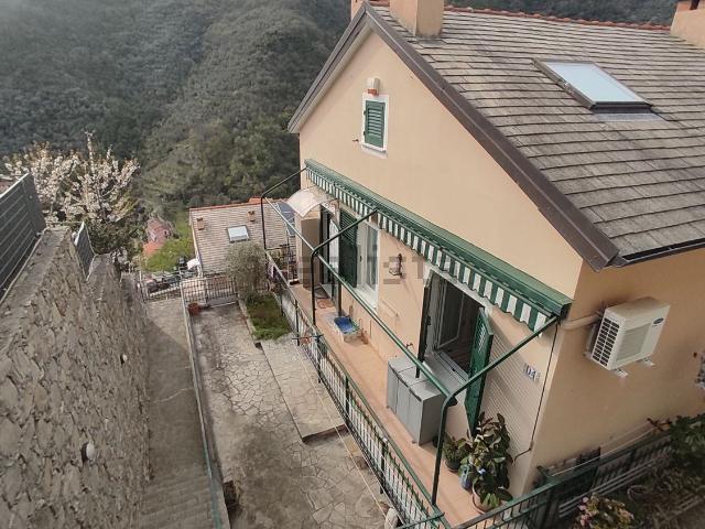 Attico in vendita a Avegno