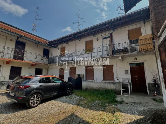 Appartamento in vendita a Magnago, Lombardia