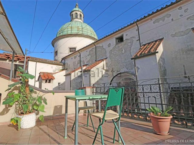 Appartamento in vendita a Pontremoli, Toscana