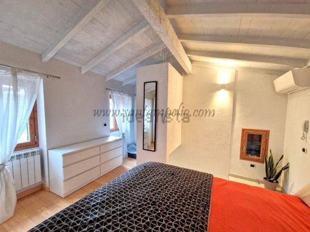 Appartamento in vendita a Vallecrosia, Liguria