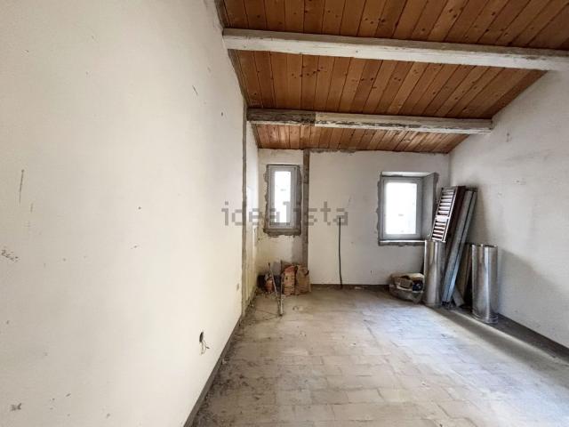 Appartamento in vendita a Trecastelli, Marche
