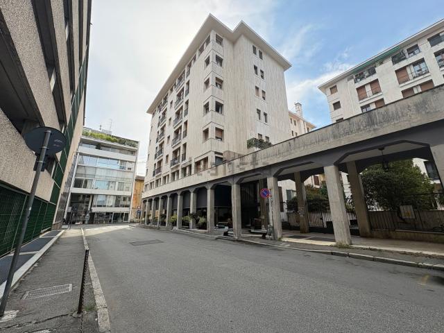 Appartamento in vendita a Centro, Gallarate