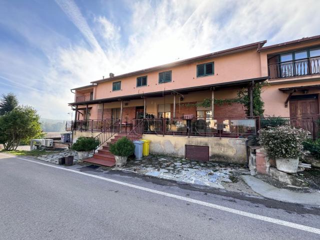 Appartamento in vendita a Montone, Umbria