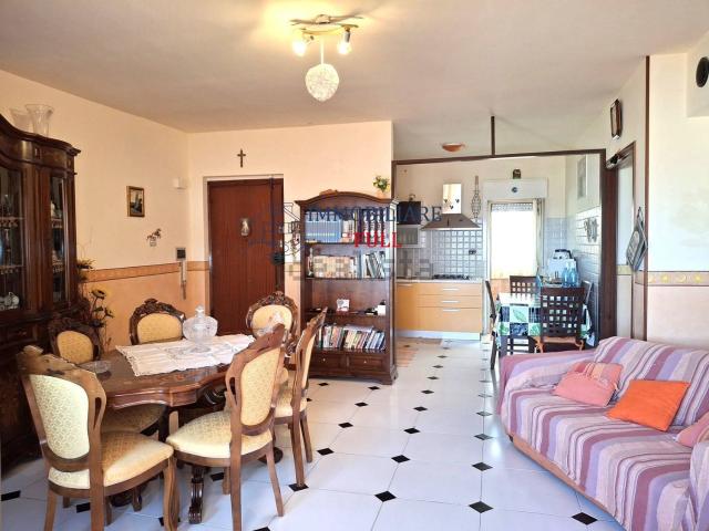Appartamento in vendita a Giostra, Messina