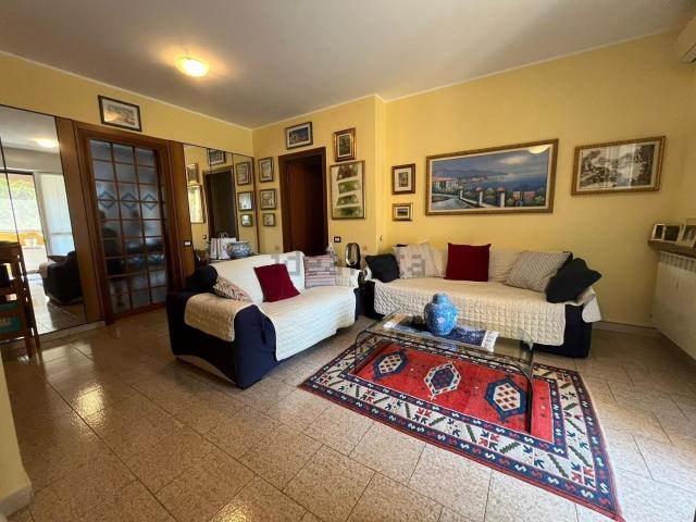 Appartamento in vendita a Sedriano, Lombardia
