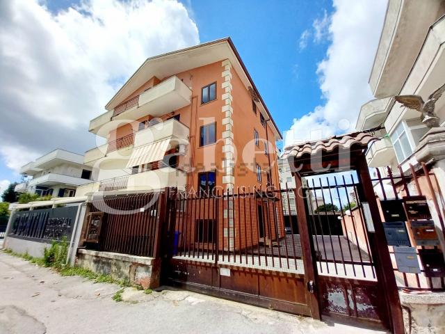 Appartamento in vendita a Parete, Campania