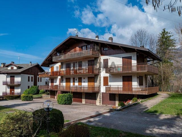 Appartamento in vendita a Dorga, Castione Della Presolana