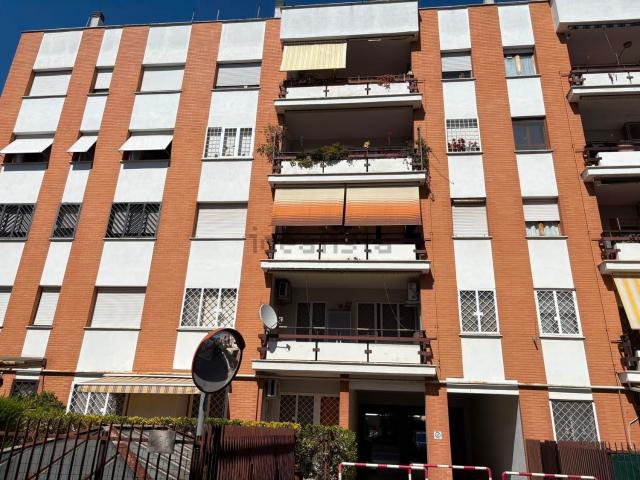 Appartamento in vendita a San Giorgio di Acilia, Roma Capitale
