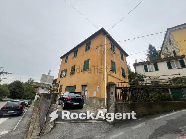 Appartamento in vendita a Busalla, Liguria
