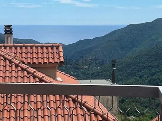 Appartamento in vendita a Varazze, Liguria