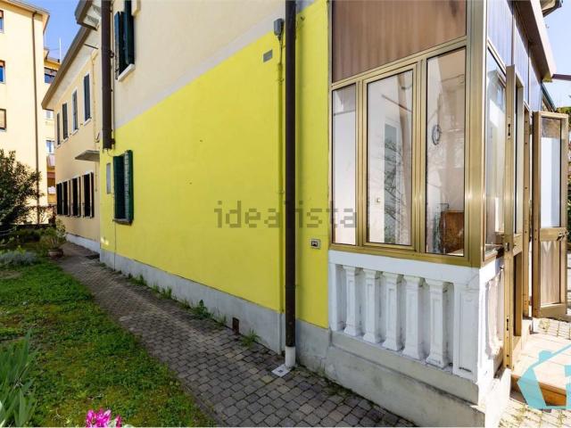 Appartamento in vendita a Mestre-Carpenedo, Venezia