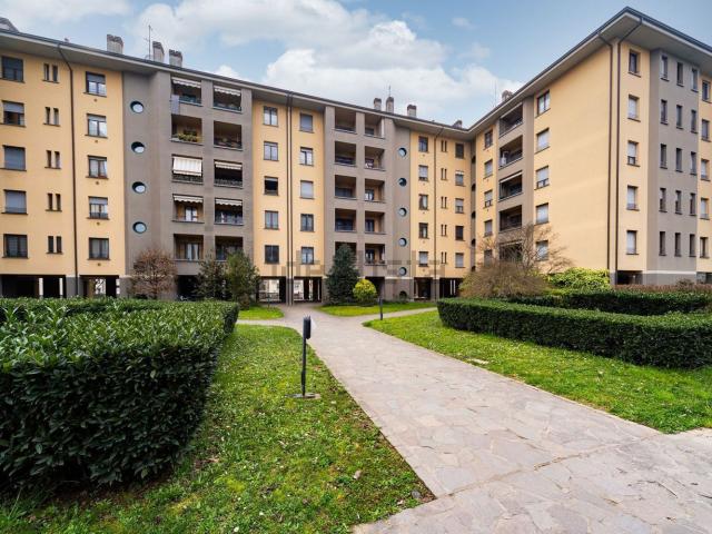 Appartamento in vendita a Cristo Re, Monza
