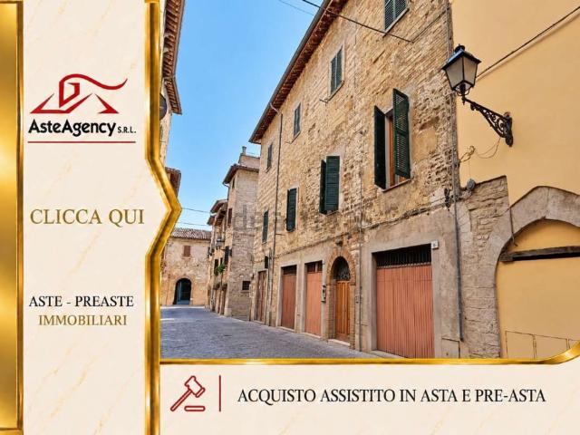 Appartamento in vendita a Quartiere Mercatale, Pergola